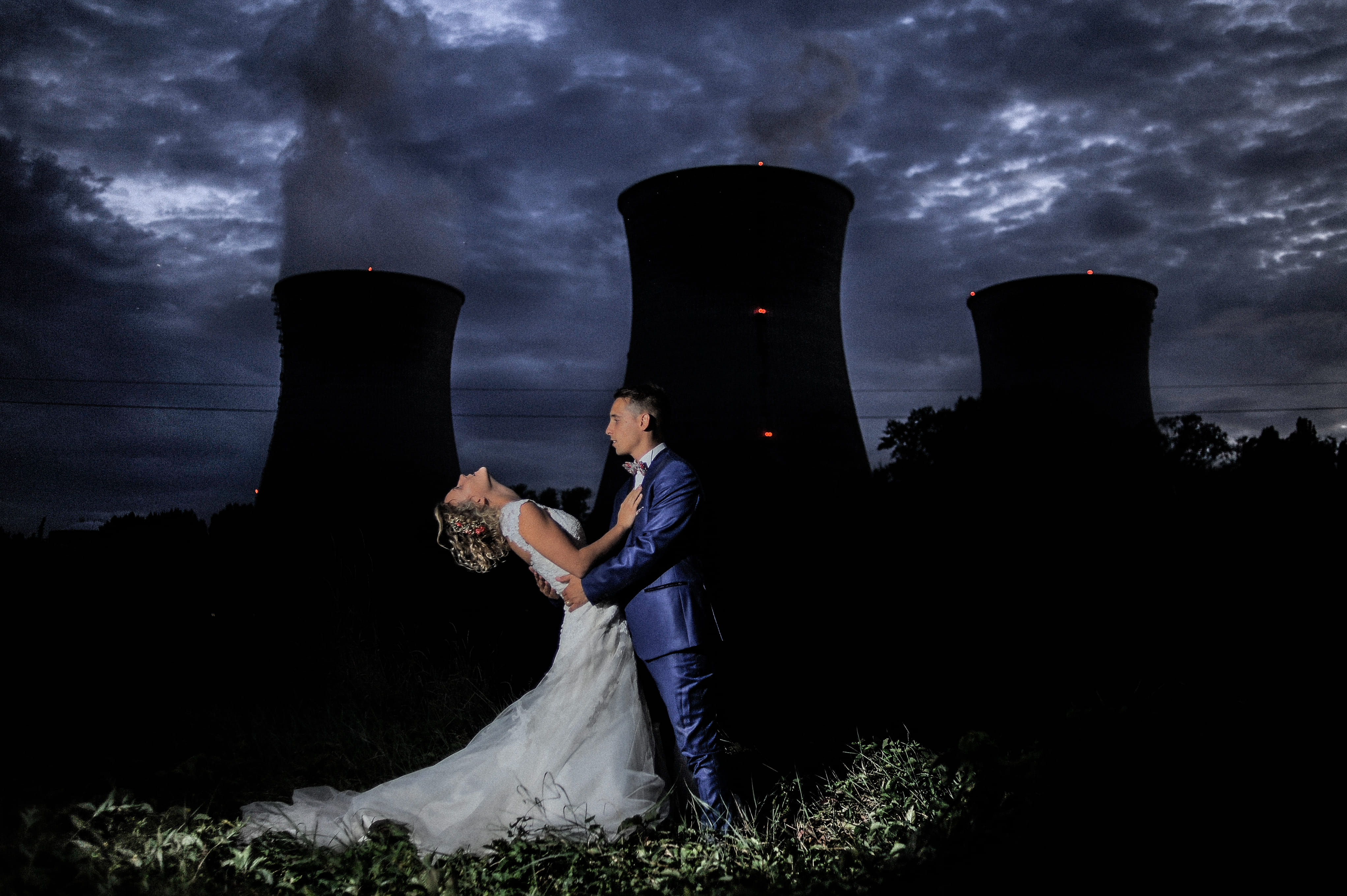 trash_the_dress photo